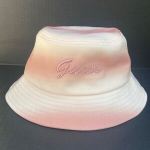 New GUESS Women’s Bucket Hat